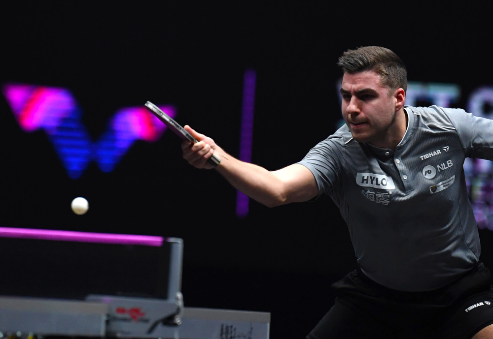 面对强劲的 面对强劲的