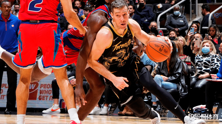 比利时客场-遭乌克兰逆转，卢卡库头槌，瓦纳特替补建功.